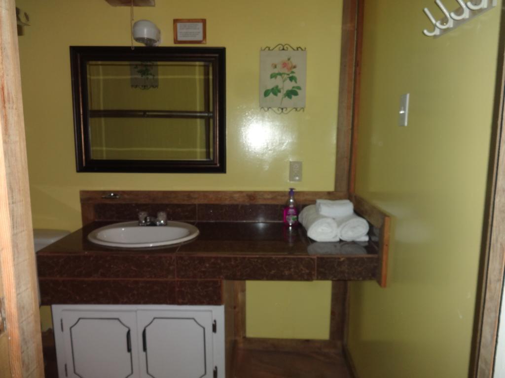 Cocopele Inn San Ignacio Esterno foto