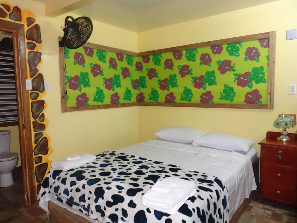 Cocopele Inn San Ignacio Esterno foto